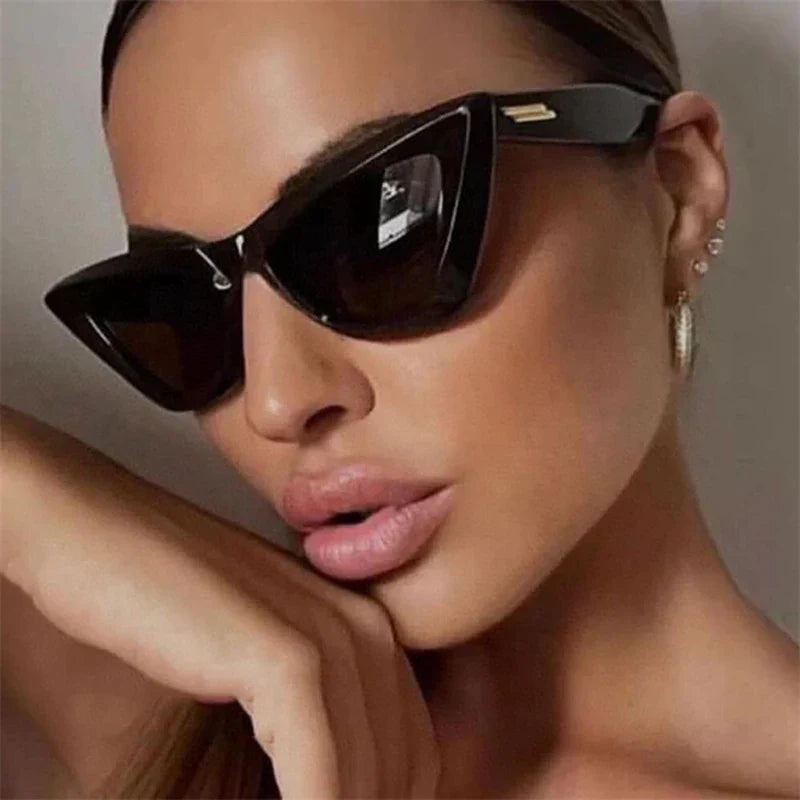 Retro Cat-Eye Sunglasses
